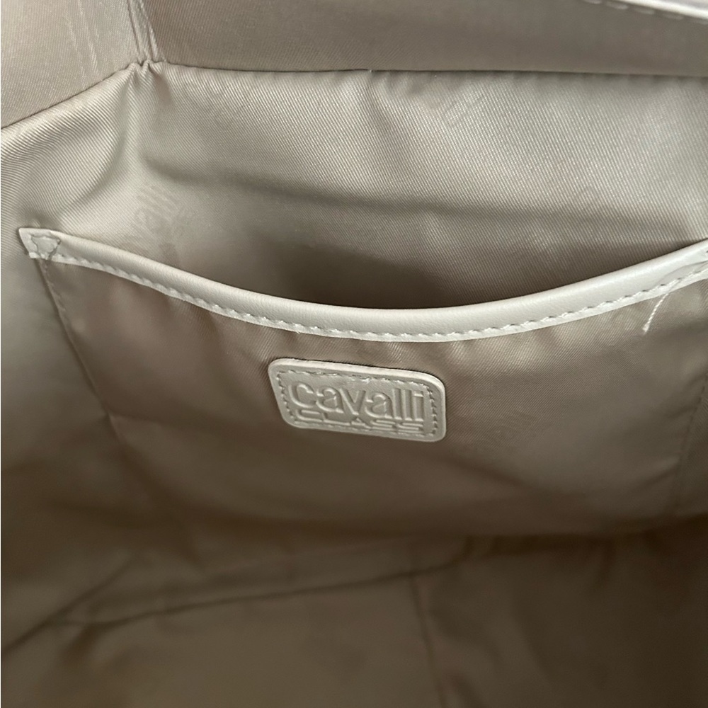 NWT Cavalli Class Sandra Shopper Tote Bag White Asparagus with Gold Hardware - Picture 6 of 14